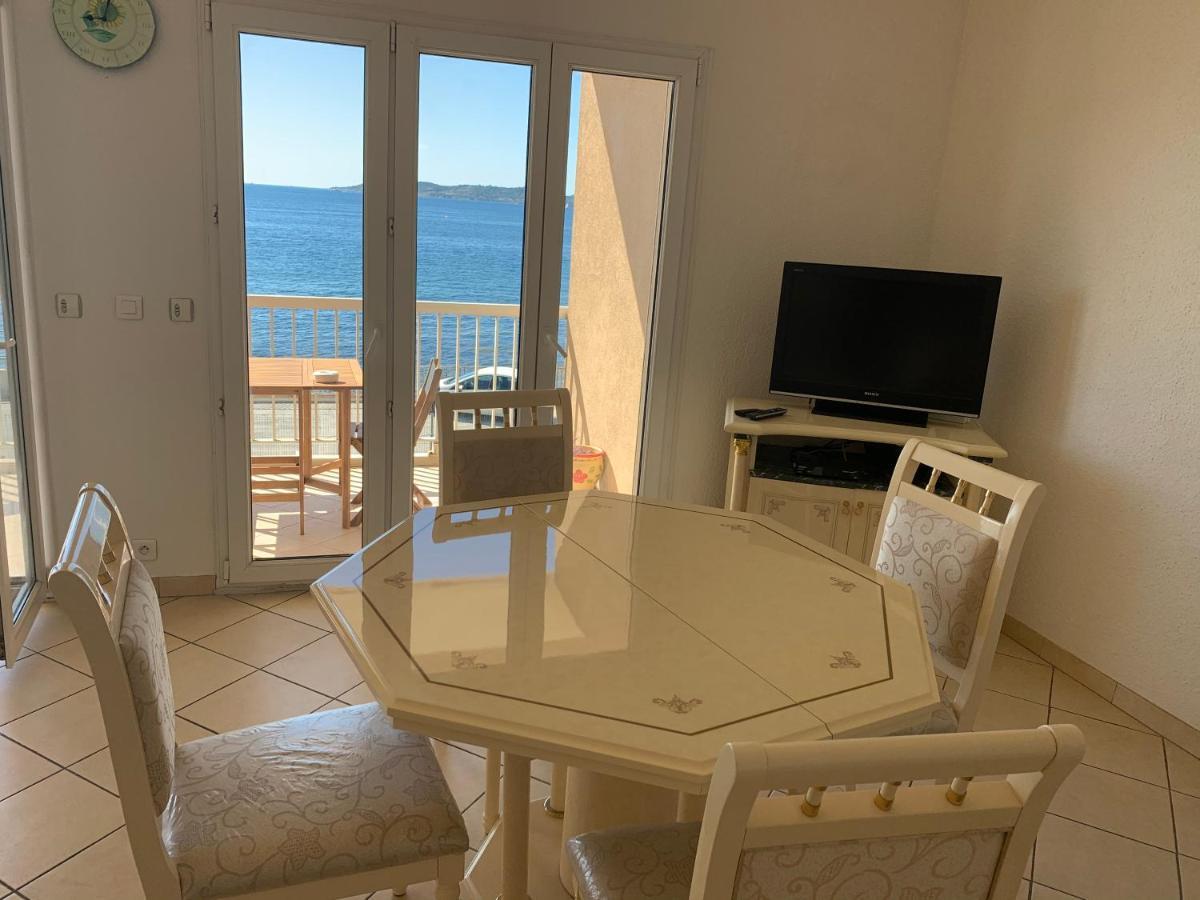 Le Latania Apartment แซ็งต์-แมกซีม ภายนอก รูปภาพ